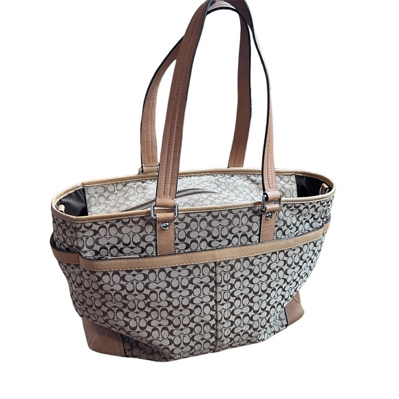 Coach Signature Voyager F13813 - Tote/Diaper Bag - Picture 3 of 15